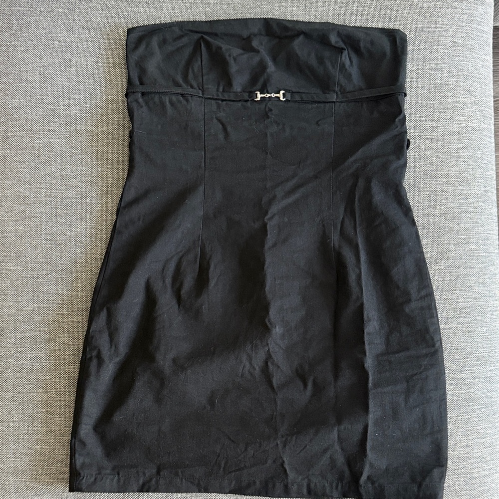 Trendy Lioness Black Strapless Dress